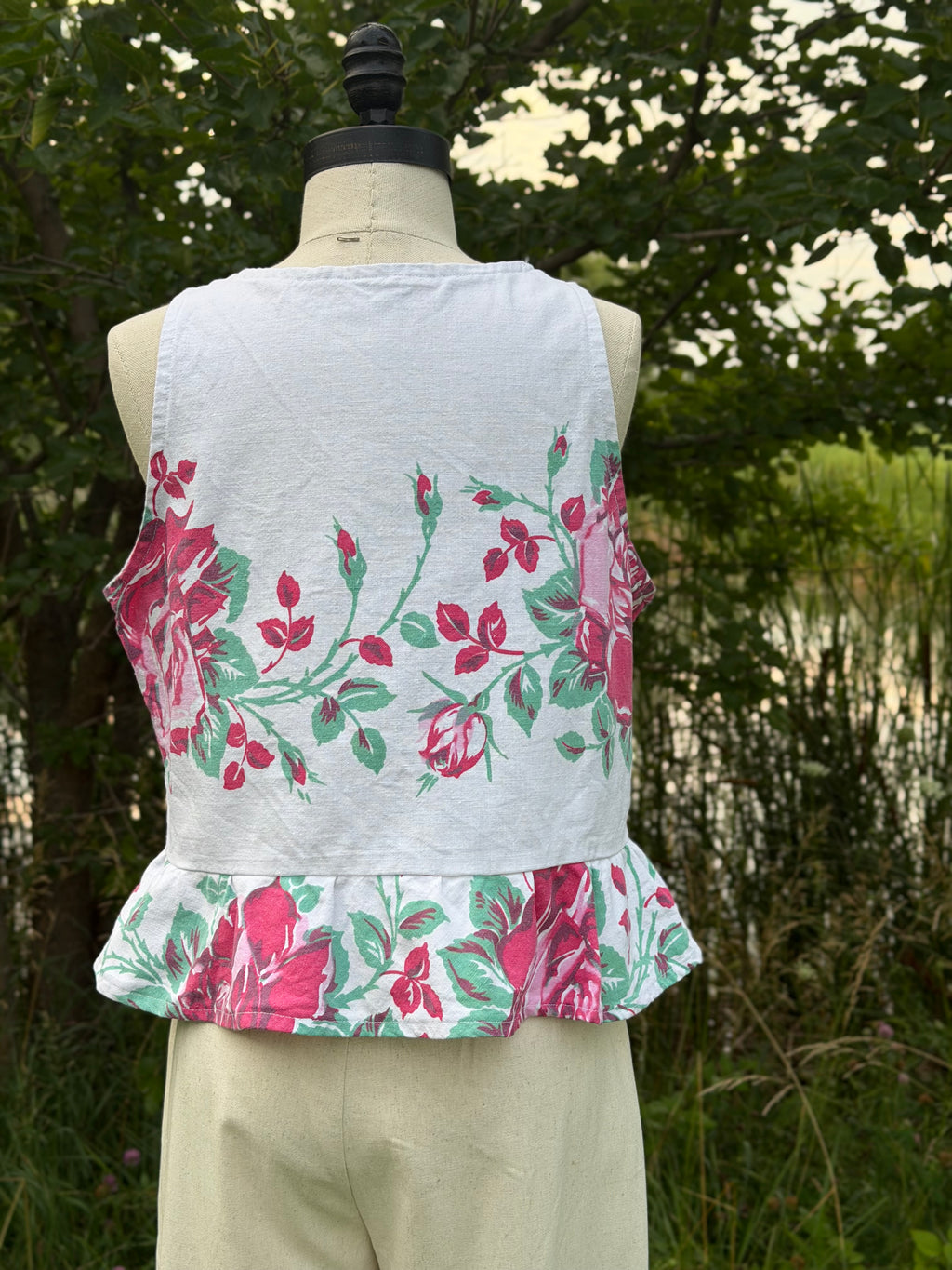 Rose Bud Tablecloth Tank