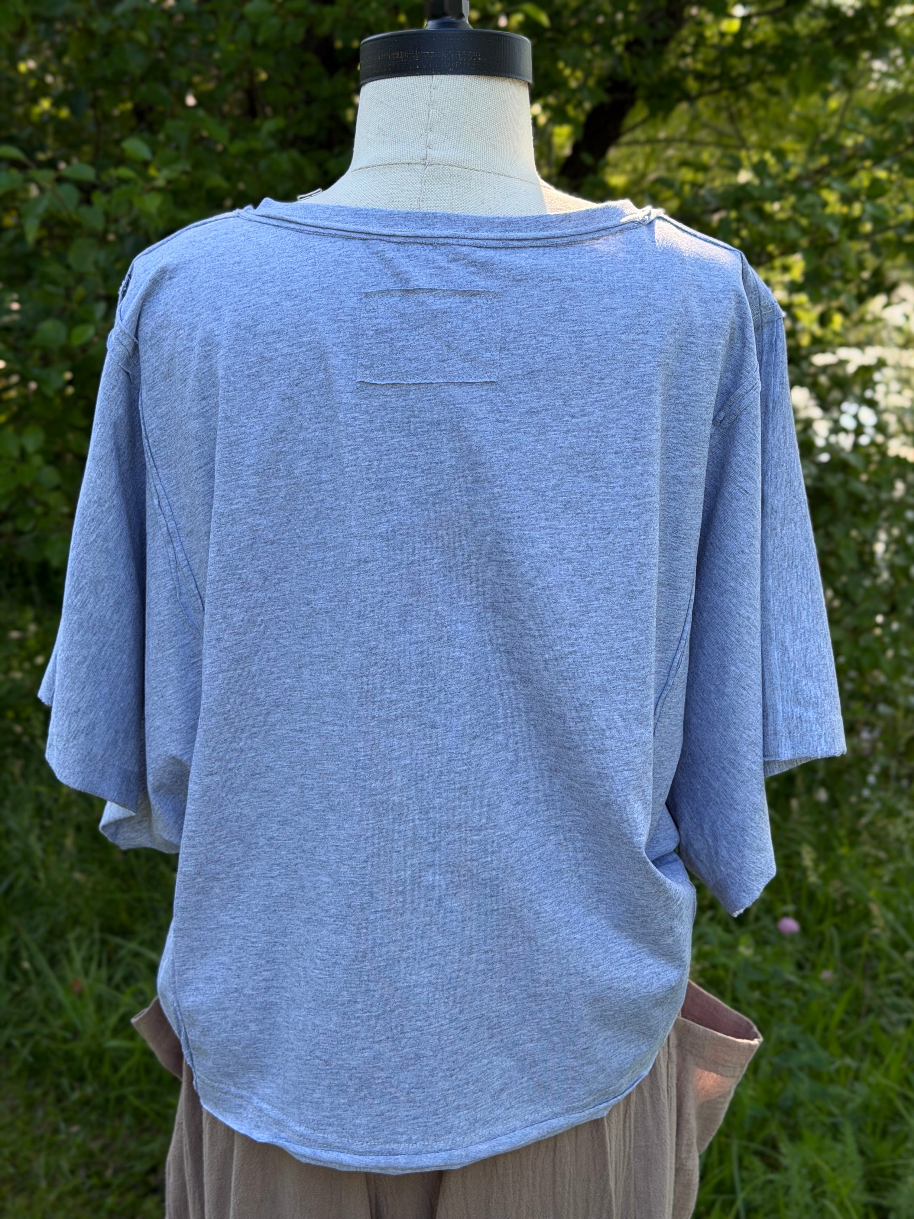 Sully Tee